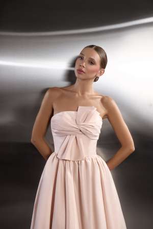 Eleanor (bordo)