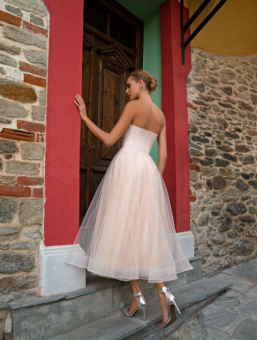 Whitney (pink)