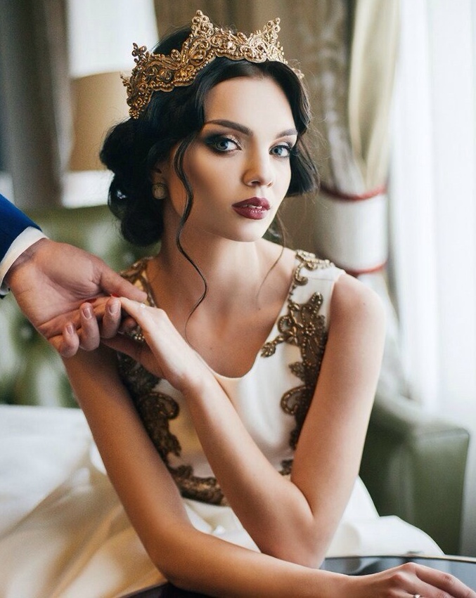 Весільна корона