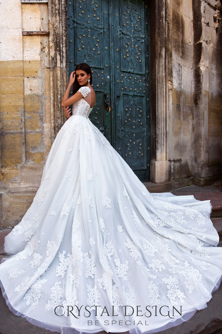 ermesso-ivory-1_enl.1800x1800w